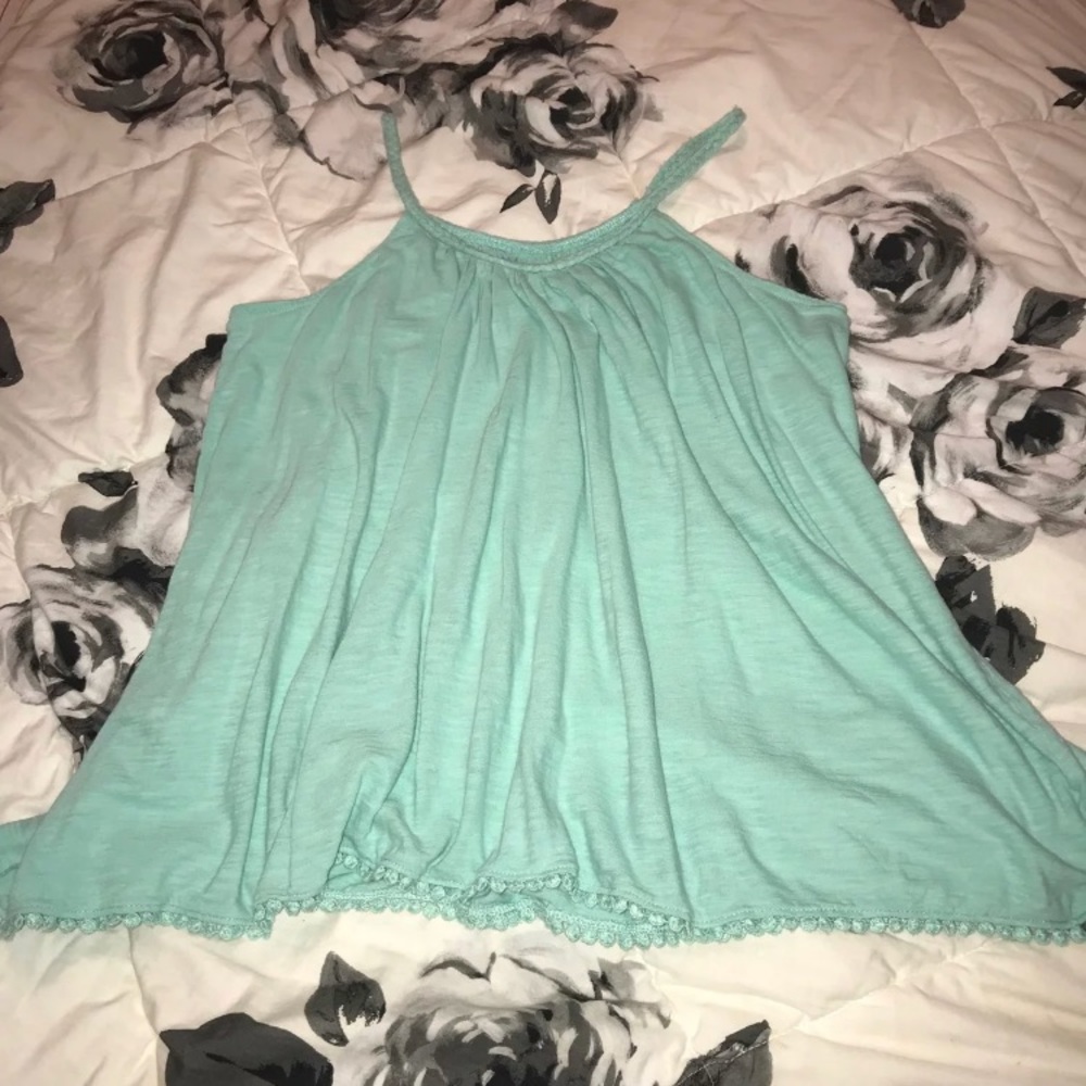 aqua/teal flowly tank